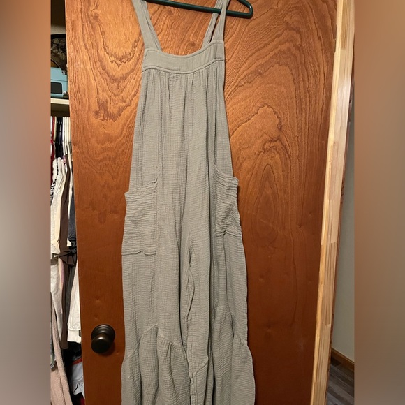 Romper - Picture 1 of 5